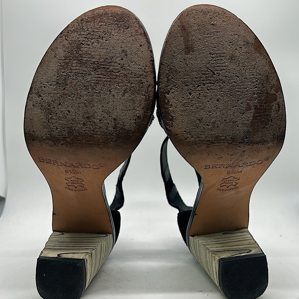 Bernardo Stylish Hayden Black Suede Ankle Strap Block Heel Shoes *Size 6.5* 🌺🌺 - Picture 7 of 7